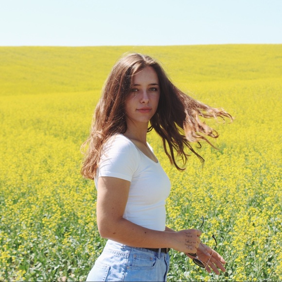 Meet the Posher - Picture 4 of 4